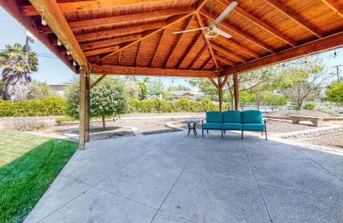 Fallbrook House | Casita de la Maracuyá