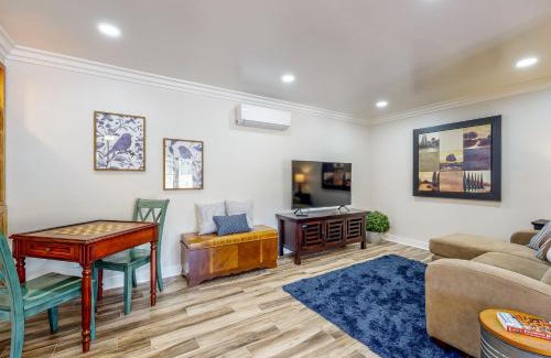 Fallbrook House | Casita de la Maracuyá