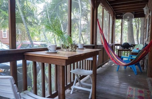 Lawson Rock House | Casita de Nómadas - Luxury Beach House