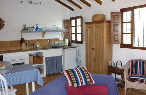 Iznajar Cottage | Casita Galgo - Tranquility & Peace in the Historical Heart of Andalusia