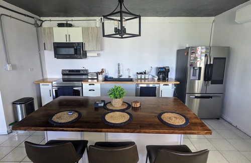 Mabu House | Casita la Roca Retreat