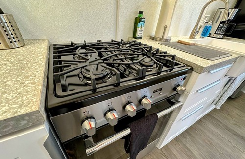 Taylor House | Casita Nueces in Taylor TX