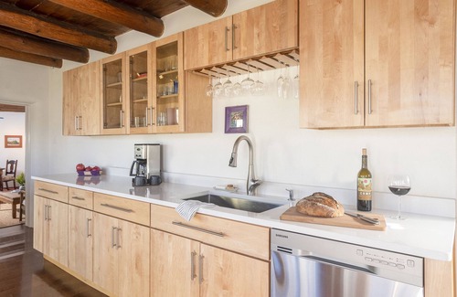South Capitol House | Casita Olivas! Walkable + Historic. Adorable Adobe. Newly listed on VRBO.