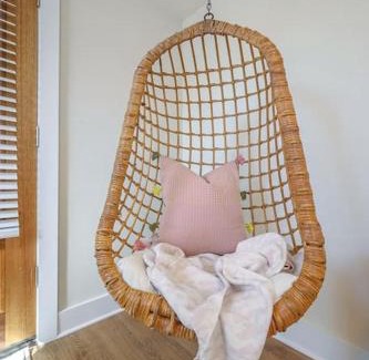 Seminole Heights Apartment | Casita on Central Walk to shops bars and food