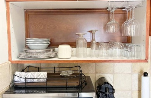 West Ridge Apartment | Casita Vino - Dog-Friendly Vineyard Retreat & Stay