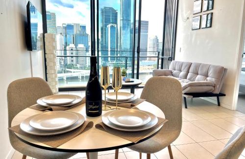 South Brisbane Apartment | CASSA BCT - River-View Apartments Managed by The Cassa