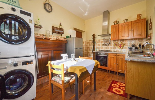 Fabro Scalo House | Cassetta La Veduta -Charming 1 bedroom house w/WiFi, AC in fantastic Carnaiola