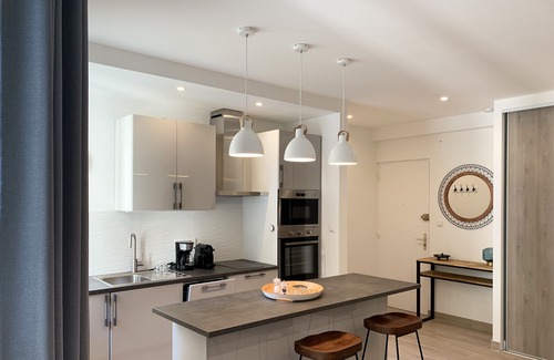 Cassis Apartment | CASSIS - Beautiful T2 heart village, near beaches, coves, provence
