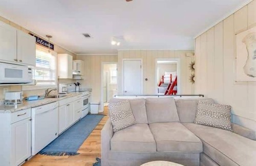 Cape San Blas House | Castaway Cottage N CAPE/Tradingpost