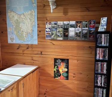 Strahan Apartment | Castaway Holiday Apartments