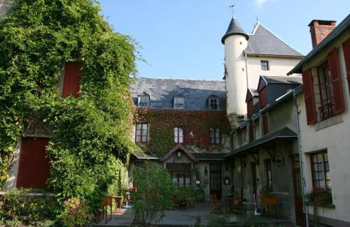 Saint-Gervais-d'Auvergne Hotel | Castel Hotel 1904