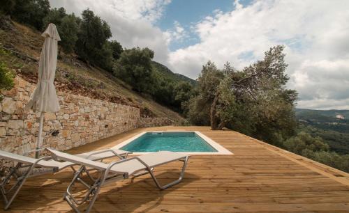 Petaleia Villa | Castelli Cottage
