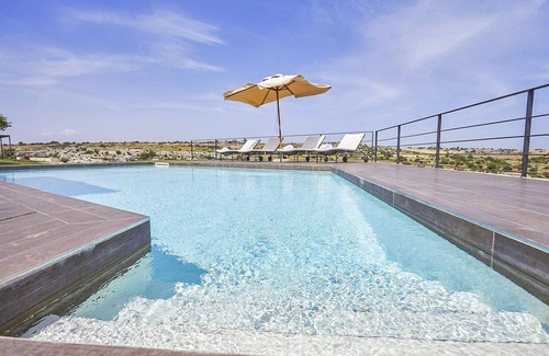 Modica Villa | Castello Cavica - Seven Bedroom Villa, Sleeps 16