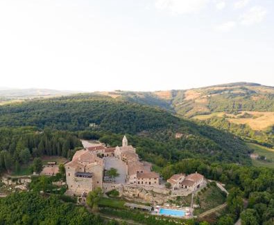 Acqua Loreto House | Castello di Titignano