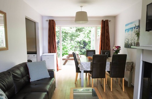 Bunratty Cottage | Castle Gardens - 3 bedrooms
