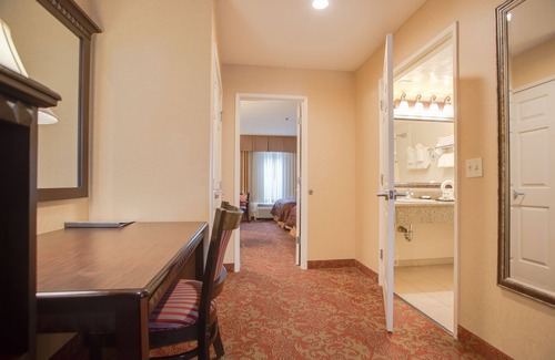 Anaheim Resort Hotel | Castle Inn and Suites