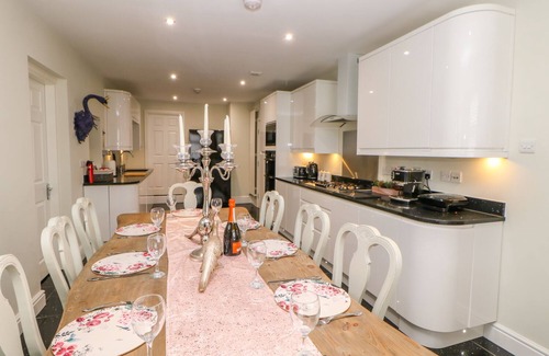 Stanhope Cottage | CASTLE KEEP AT STANHOPE CASTLE, family friendly in Stanhope