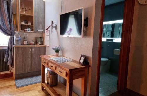 Defynnog Bed & Breakfast | Castle Lodge - Brecon Beacons Accommodation