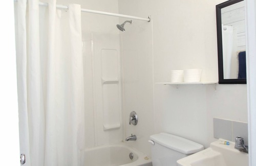 Edson Hotel | Castle Motel Edson