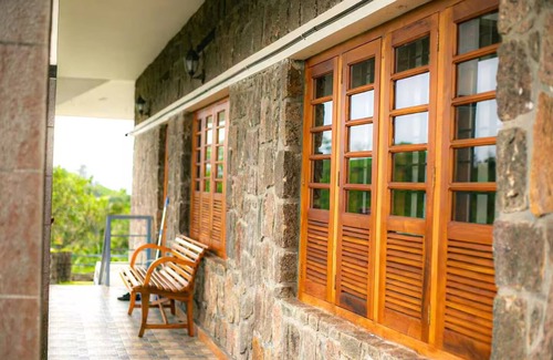 Vagamon House | Castle of Stones