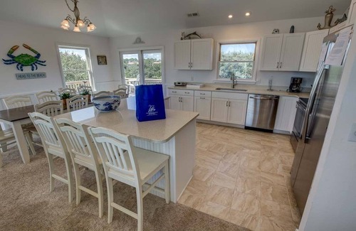 Southern Shores House | Castle on a Cloud | 450 ft from the beach | Private Pool, Hot Tub | Southern Shores