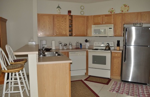 Port Saint Lucie Condo | CASTLE PINES-PGA VILLAGE GOLF COMMUNITY
