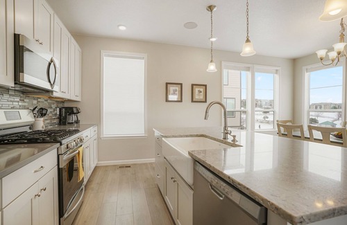 Castle Rock House | Castle Rock King/Queen with View