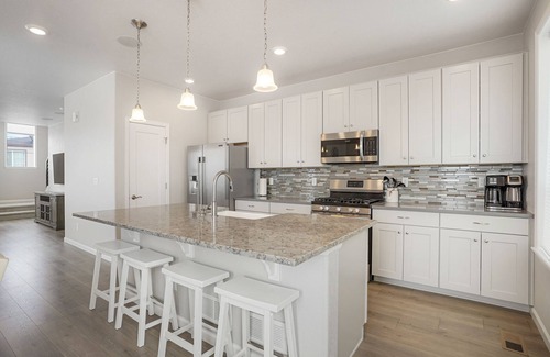 Castle Rock House | Castle Rock King/Queen with View
