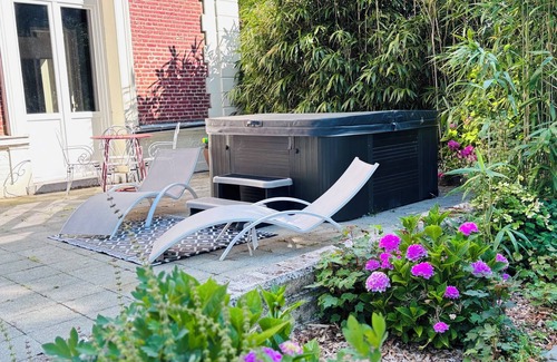 Sains-du-Nord House | Castle with private garden, Jacuzzi, hiking and biking trails for family/friends group