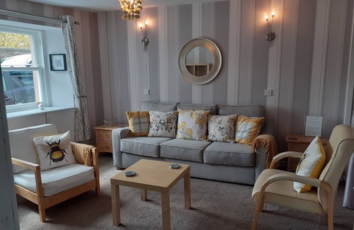 Cupar Hotel | Castlefield Cottage in Central Cupar