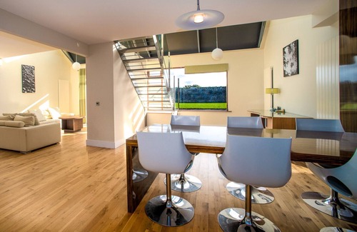 Castlemartyr Cottage | Castlemartyr Holiday Lodges 3 Bed