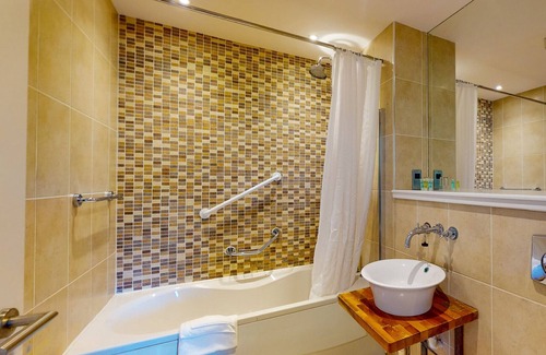 Castlemartyr Cottage | Castlemartyr Holiday Lodges 3 Bed