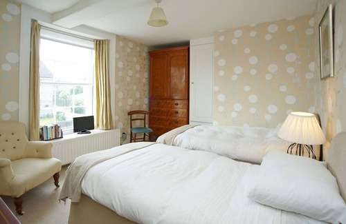 Mere Bed & Breakfast | Castleton House B&B