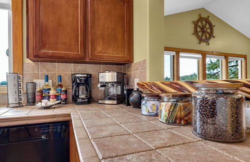 Netarts House | Casual Netarts Beach & Bay Hideaway, Tillamook, OR