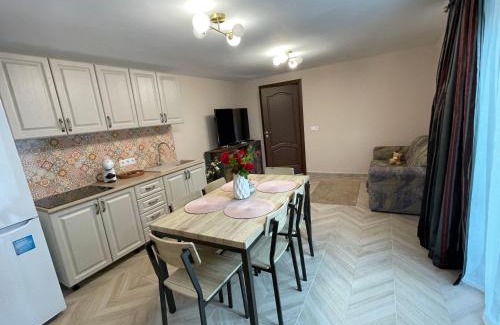 Turda Apartment | Casuta din livada