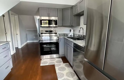 Narragansett Pier Apartment | Caswell, 2 BR apt