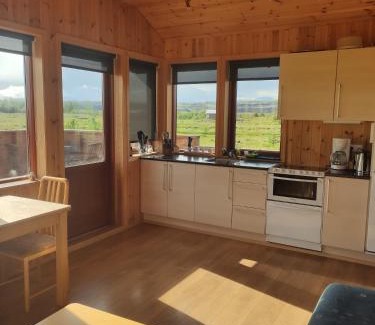 Hraunvellir House | CAT LOVERS ONLY! Bright and Peaceful Cabin with Views & Hot Tub