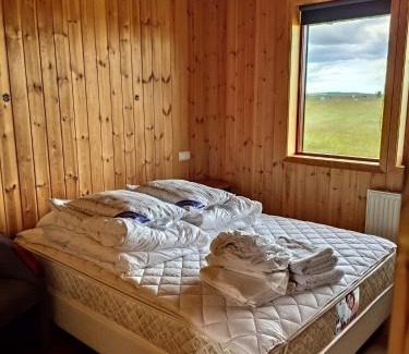Hraunvellir House | CAT LOVERS ONLY! Bright and Peaceful Cabin with Views & Hot Tub