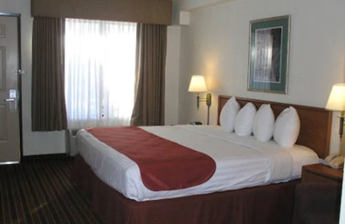 Catalina Hotel | Catalina Inn