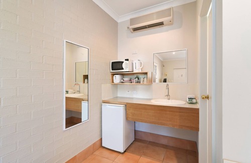 Toronto Hotel | Catalina Motel Lake Macquarie