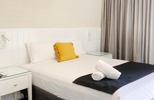 Toronto Hotel | Catalina Motel Lake Macquarie