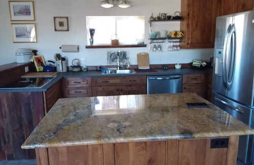 Paonia Cottage | Catalpa Cottage is named after the giant Catalpa trees surrounding the cottage ~
