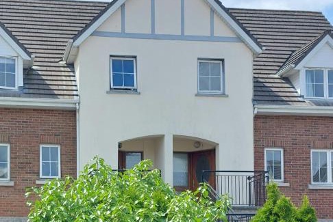 Ennis Apartment | Cathedral Court