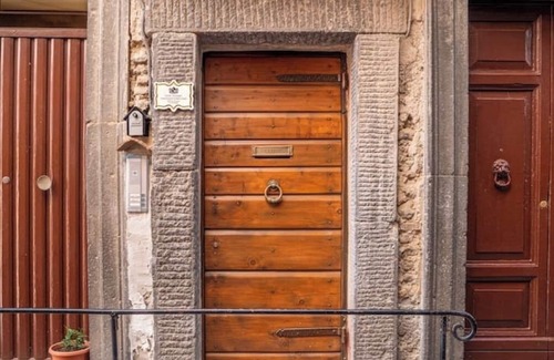 Lake Bracciano Apartment | Cathedral Suite