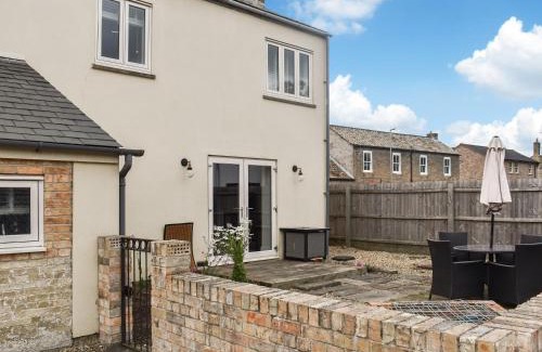 Ely House | Cathedral View Farmhouse