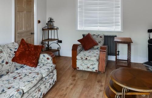 Ely House | Cathedral View Farmhouse