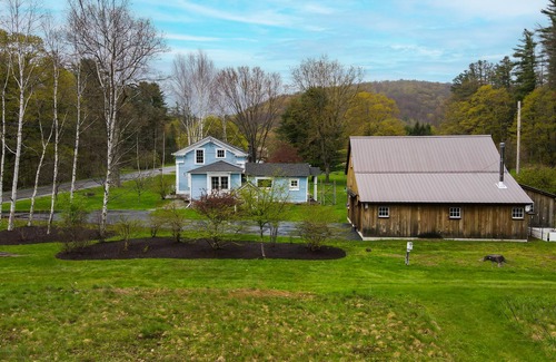 Claryville House | Catskill dreamy pet friendly country house for a unique getaway experience.