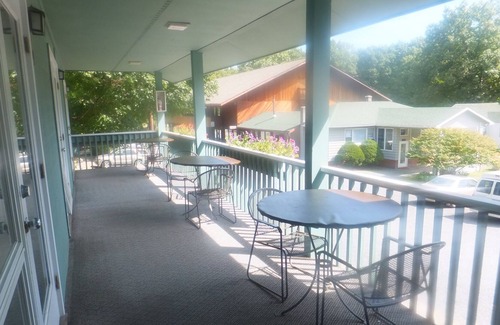 Palenville Cabin | Catskill Mountain Lodge