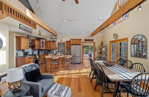 Stone Ridge House | Catskills Country Retreat: Hike | Relax | Unwind