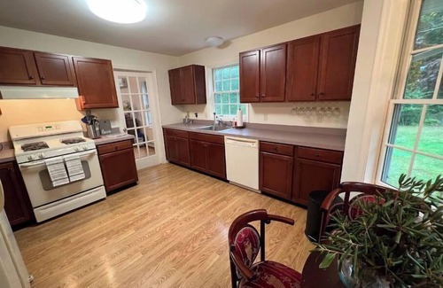 Barryville House | Catskills Oasis 3 bdr w/Private Lake on 50 Acres
